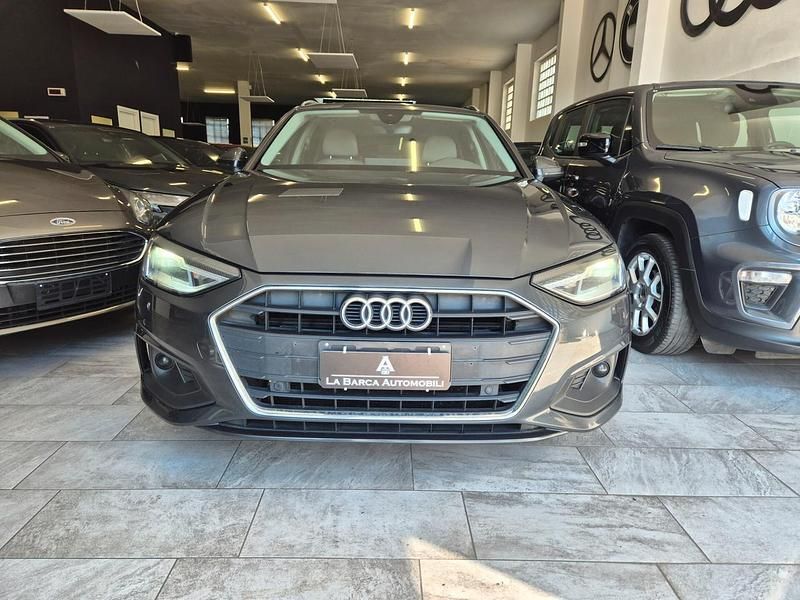 Usata Audi A4 Advanced 135 CV (99 kW) 2021 Grigio Station wagon