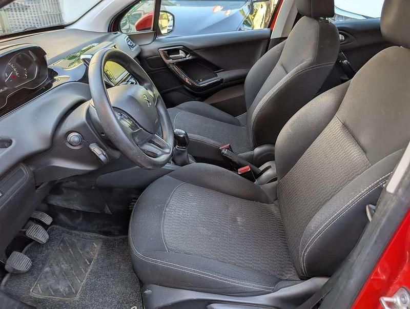 Usata Peugeot 208 Active 83 CV (61 kW) 2019 Rosso Utilitaria