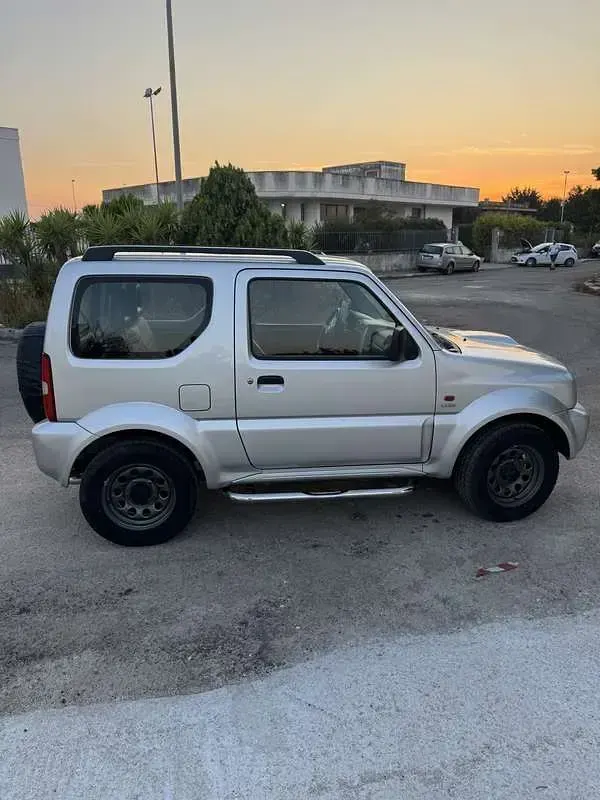 Usata Suzuki Jimny 65 CV (47 kW) 2005 SUV