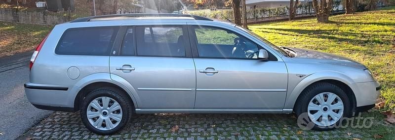 Usata Ford Mondeo Titanium 131 CV (96 kW) 2006 Berlina