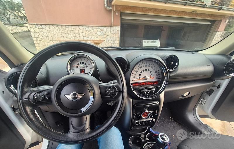 Usata Mini Countryman Business 110 CV (80 kW) 2014 Bianco SUV