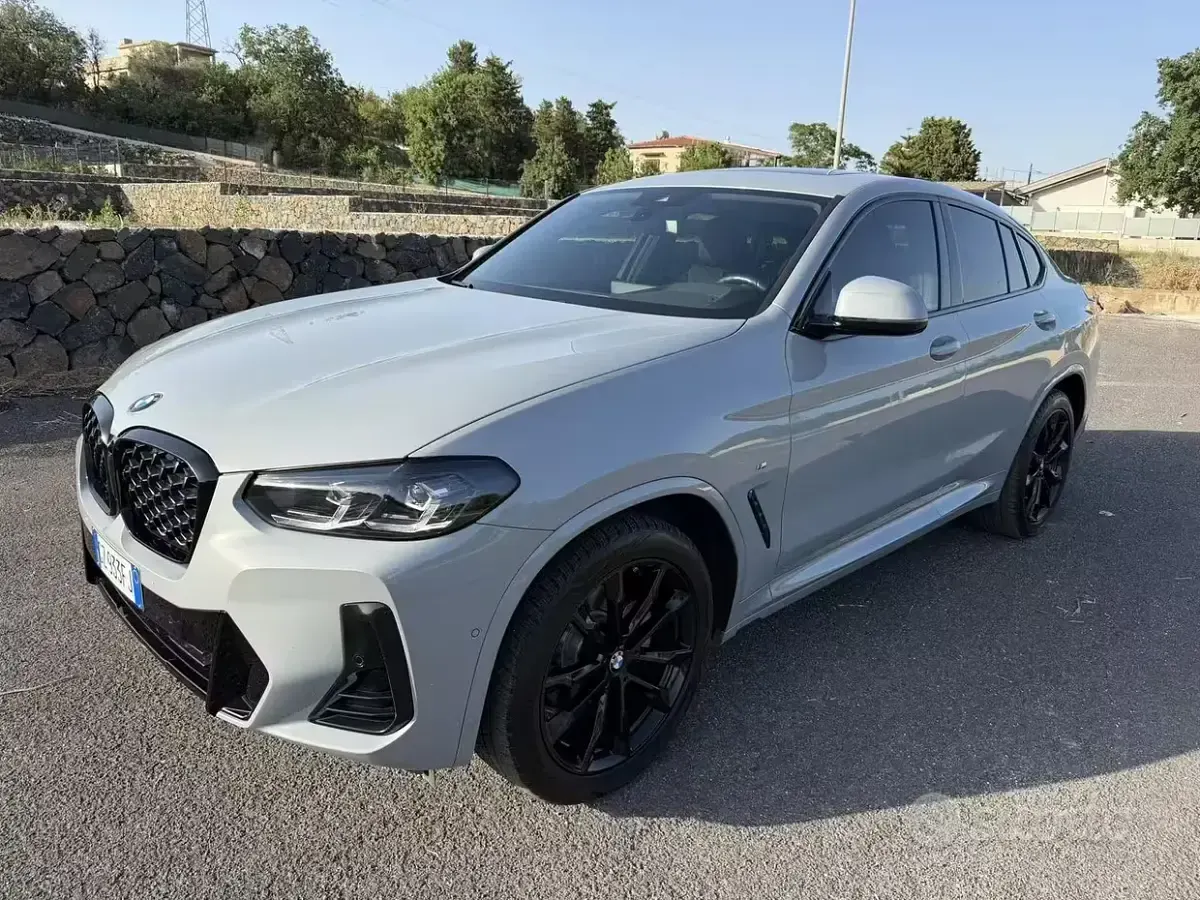 Usata BMW X4 M Sport 190 CV (139 kW) 2024 Grigio SUV