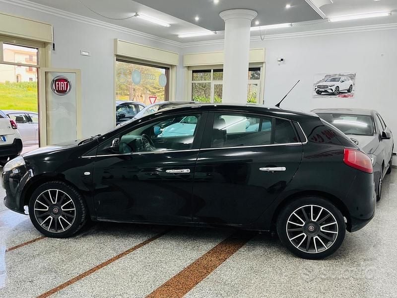 Usata Fiat Bravo Dynamic 120 CV (88 kW) 2008 Nero Utilitaria