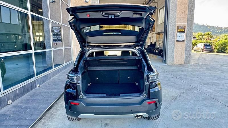 Usata Jeep Avenger Summit 101 CV (74 kW) 2023 Nero SUV