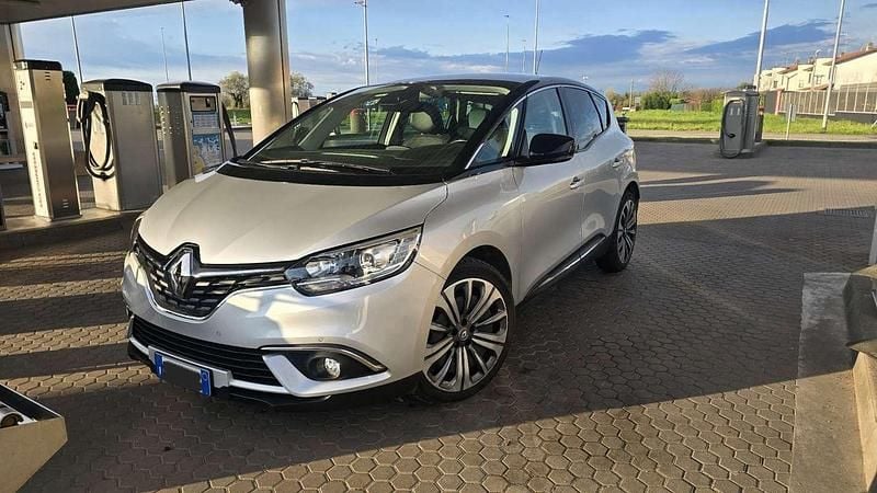 Usata Renault Scénic IV Intens 110 CV (80 kW) 2017 Monovolume