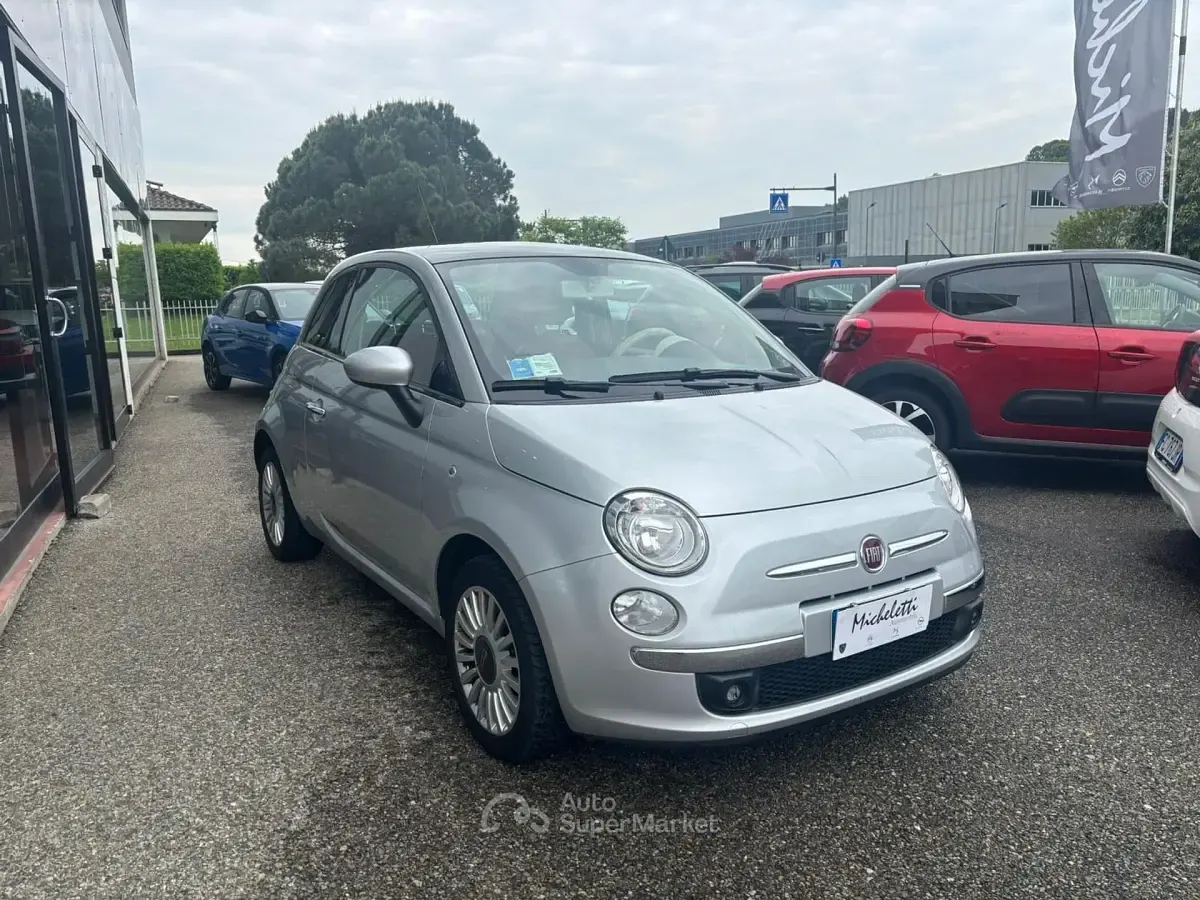 Usado Fiat 500 69 CV (50 kW) 2008 Plateado Berlina