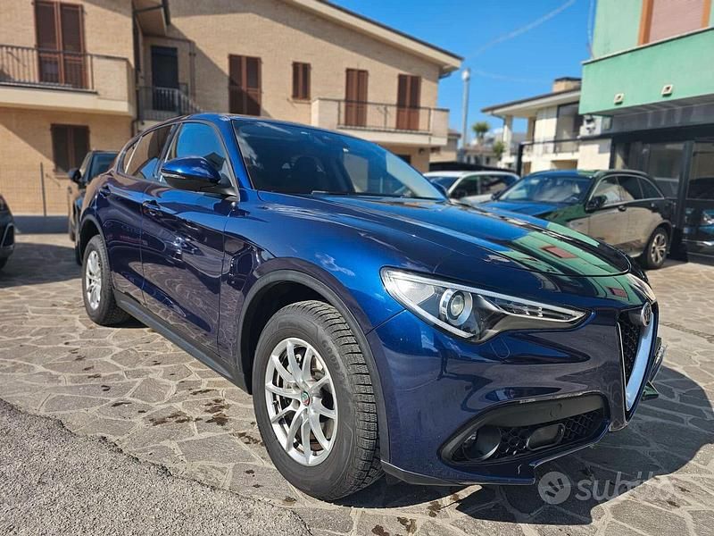 Usata Alfa Romeo Stelvio Business 180 CV (132 kW) 2018 Grigio SUV