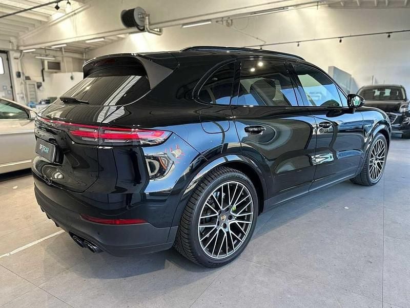 Usata Porsche Cayenne 340 CV (250 kW) 2021 Nero SUV
