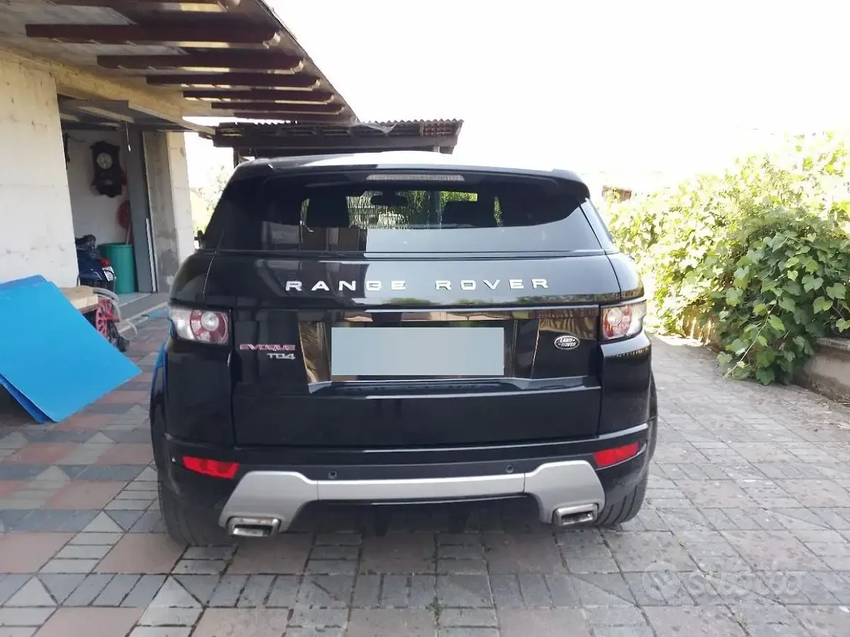 Usata Land Rover Range Rover evoque Dynamic 150 CV (110 kW) 2013 Nero SUV