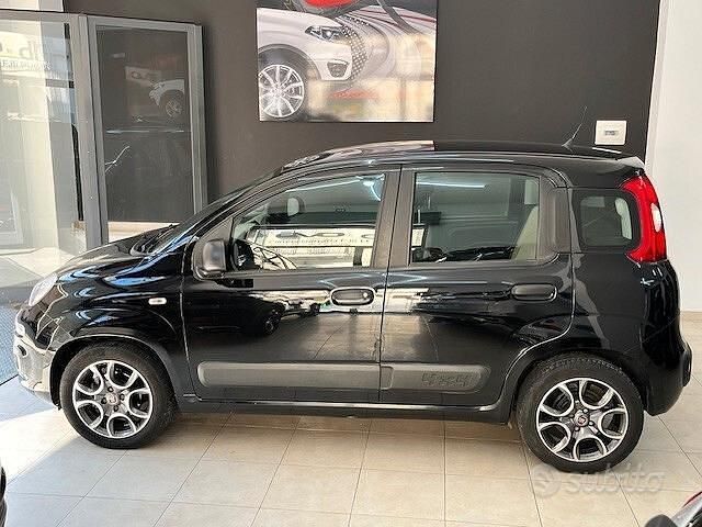 Usata Fiat Panda Easy 95 CV (69 kW) 2016 Nero Utilitaria