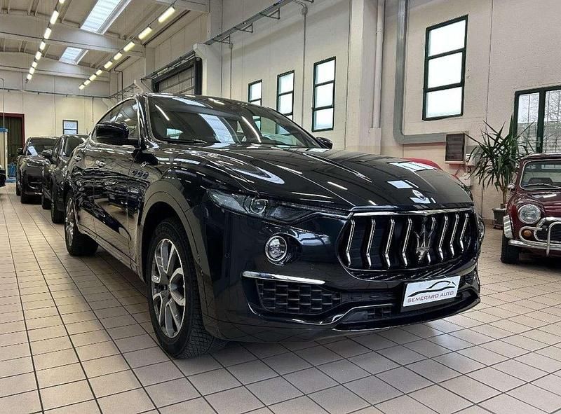 Usata Maserati Levante GT 330 CV (242 kW) 2022 Nero SUV