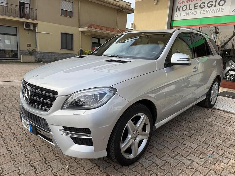 Usata Mercedes ML350 Premium 258 CV (189 kW) 2015 Argento SUV