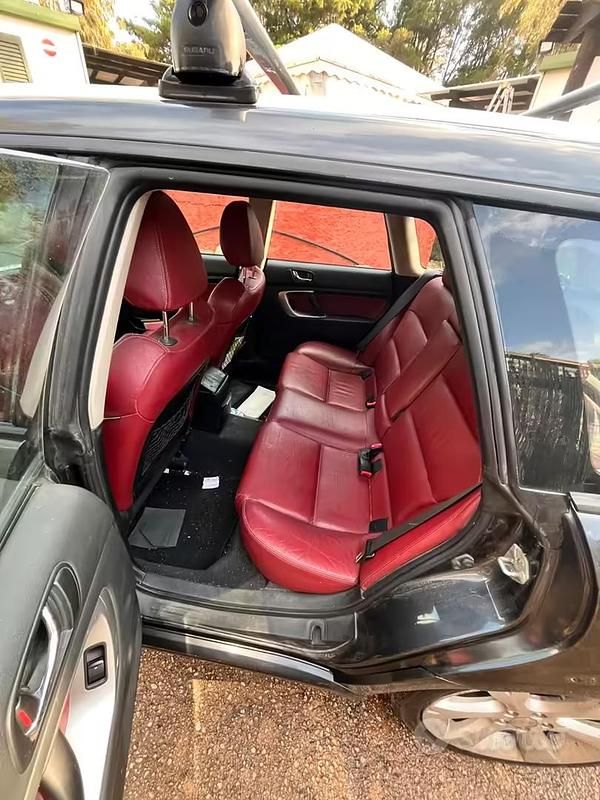 Usata Subaru Legacy 2007 Nero Station wagon