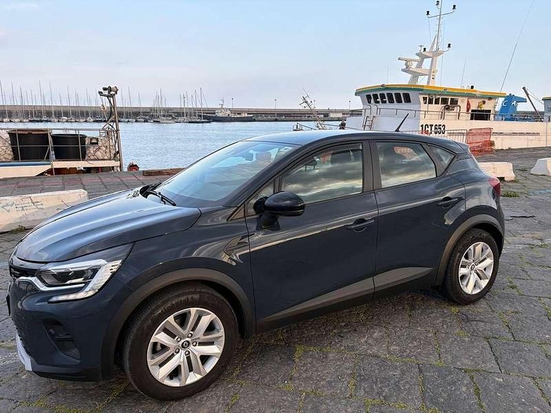 Usata Renault Captur Rive Gauche 94 CV (69 kW) 2022 Blu/azzurro SUV