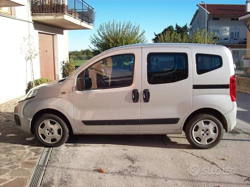 Usata Fiat Qubo Easy 80 CV (58 kW) 2018 Grigio Monovolume