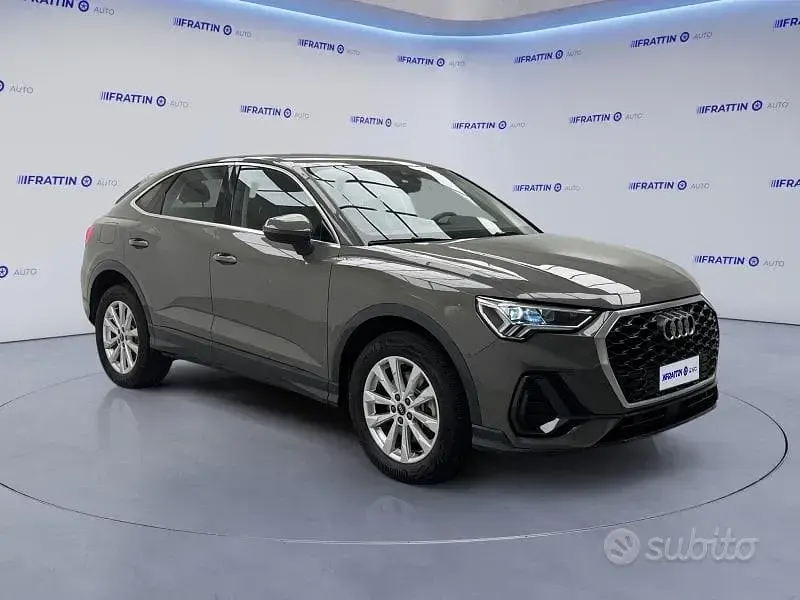 Usata Audi Q3 Business 150 CV (110 kW) 2022 Grigio SUV
