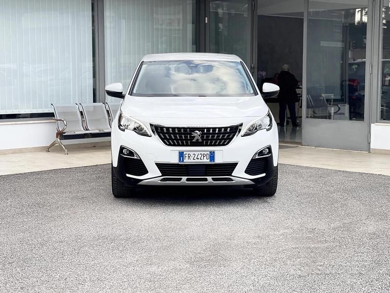 Usata Peugeot 3008 131 CV (96 kW) 2018 Bianco SUV