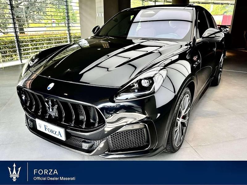 Nero tempesta Usata 2023 Maserati Grecale SUV | 96.900 € (Molto cara) - Immagine 1/4