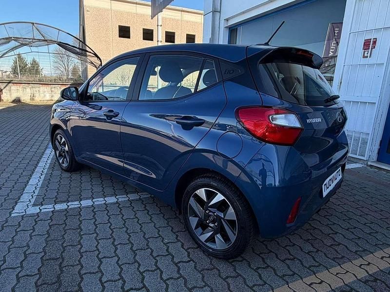 Usata Hyundai i10 63 CV (46 kW) 2024 Blu/azzurro Utilitaria