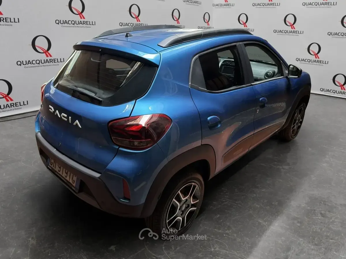 Usata Dacia Spring Expression 33 kW (45 CV) 2023 Blu/azzurro Utilitaria