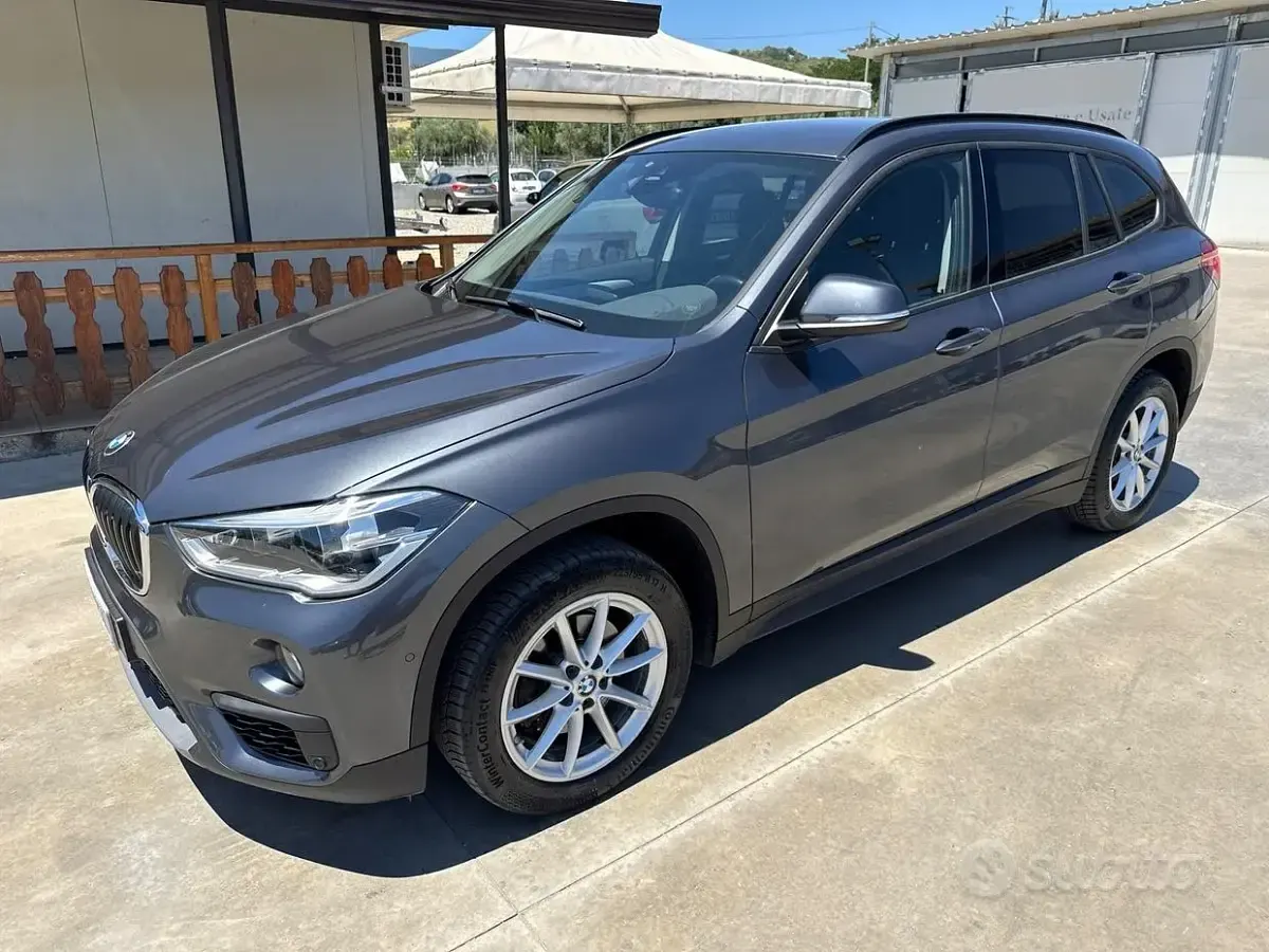 Usata BMW X1 150 CV (110 kW) 2018 Grigio SUV