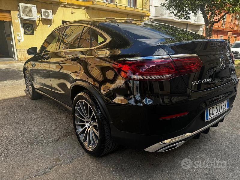 Usata Mercedes GLC220 194 CV (142 kW) 2020 Nero Coupé