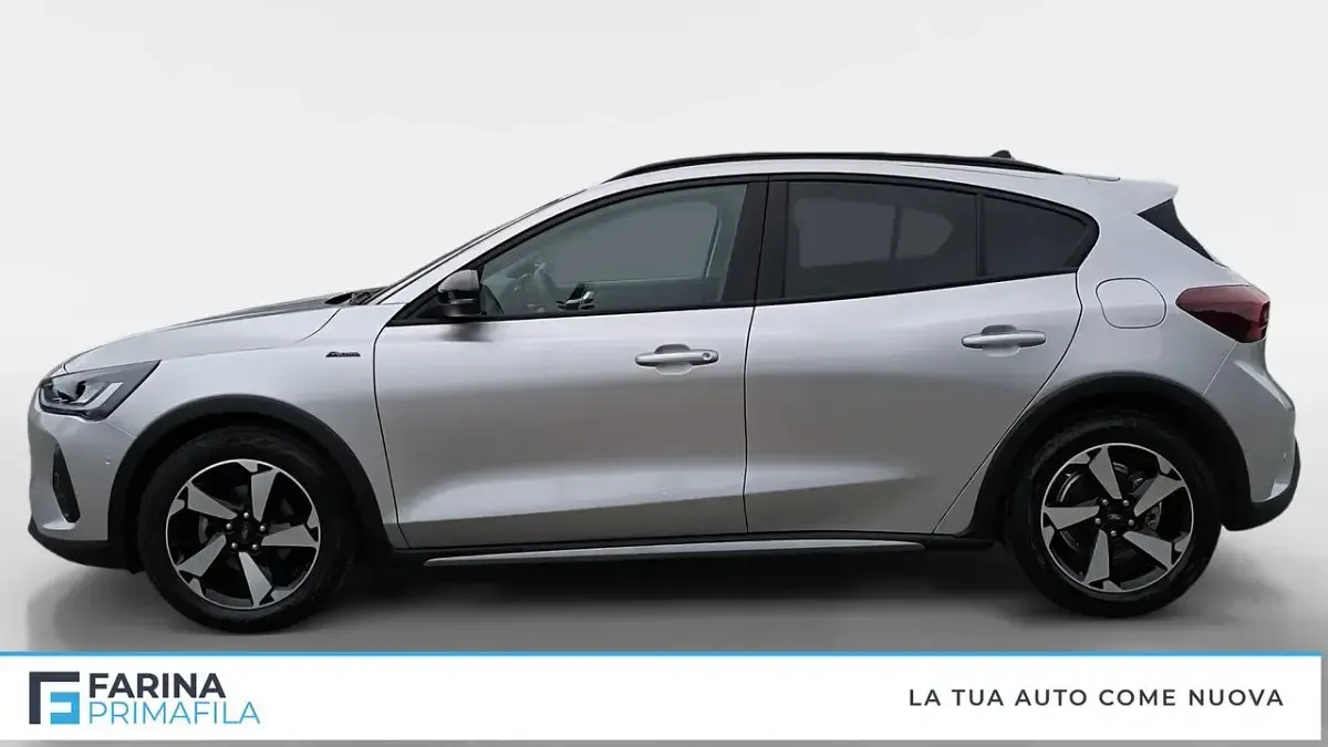 Usata Ford Focus Active 125 CV (91 kW) 2024 Grigio Berlina