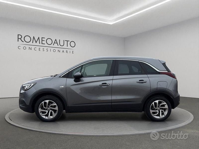 Usata Opel Crossland X Innovation 99 CV (72 kW) 2018 Grigio metallizzato SUV