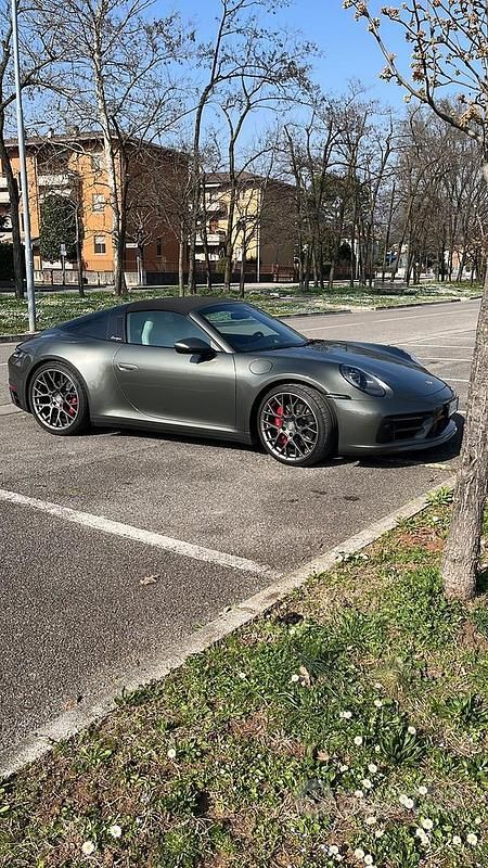 Occasion Porsche 911 450 ch (330 kW) 2023 Vert Cabriolet