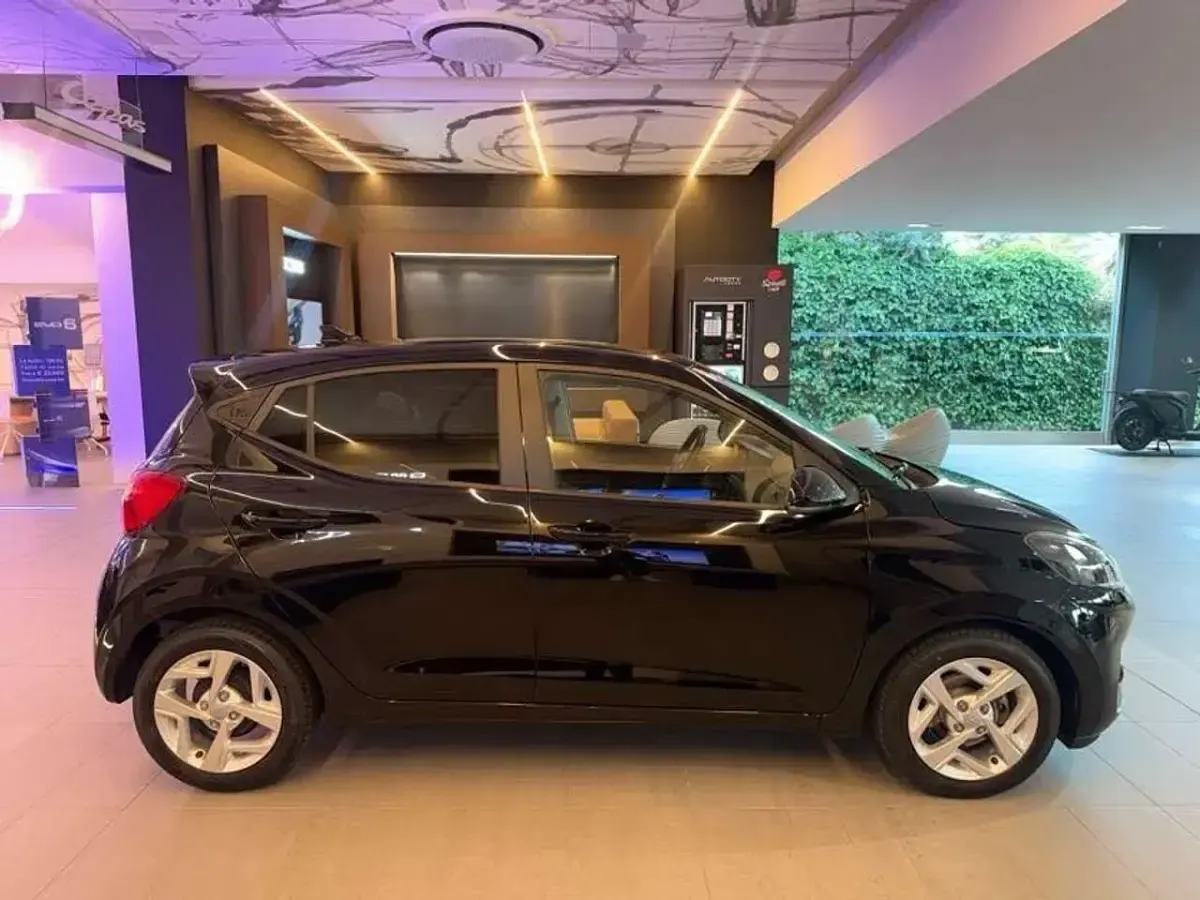 Usata Hyundai i10 Prime 67 CV (49 kW) 2020 Nero Utilitaria