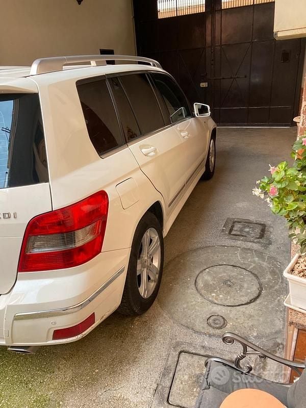 Usata Mercedes GLK200 143 CV (105 kW) 2011 Bianco SUV