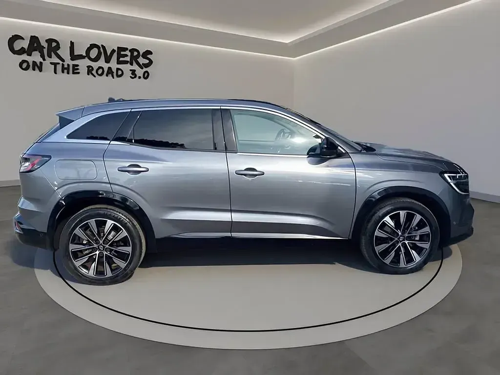Usata Renault Austral Techno 200 CV (147 kW) 2023 Grigio scuro SUV