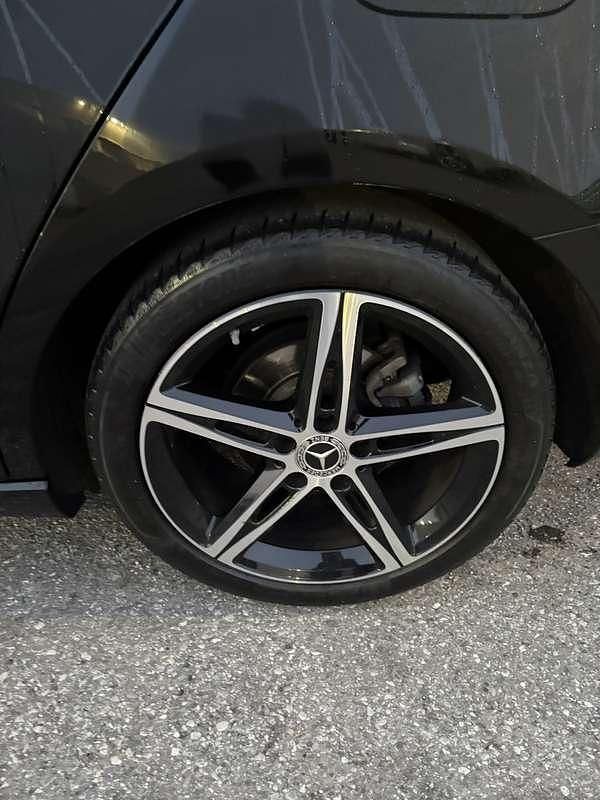 Usata Mercedes A180 Night 122 CV (89 kW) 2019 Monovolume