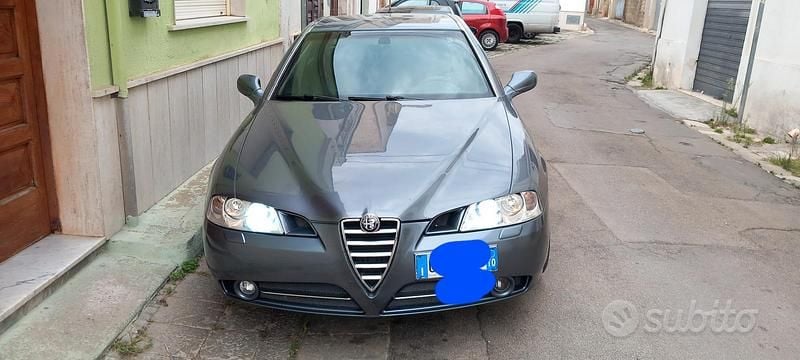 Usata 2003 Alfa Romeo 166 Tre volumi | 2300 € (Buon prezzo) - Immagine 1/4