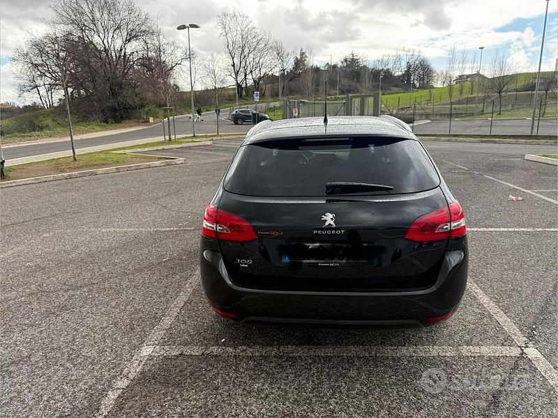 Usata Peugeot 308 SW Allure 120 CV (88 kW) 2017 Nero Station wagon