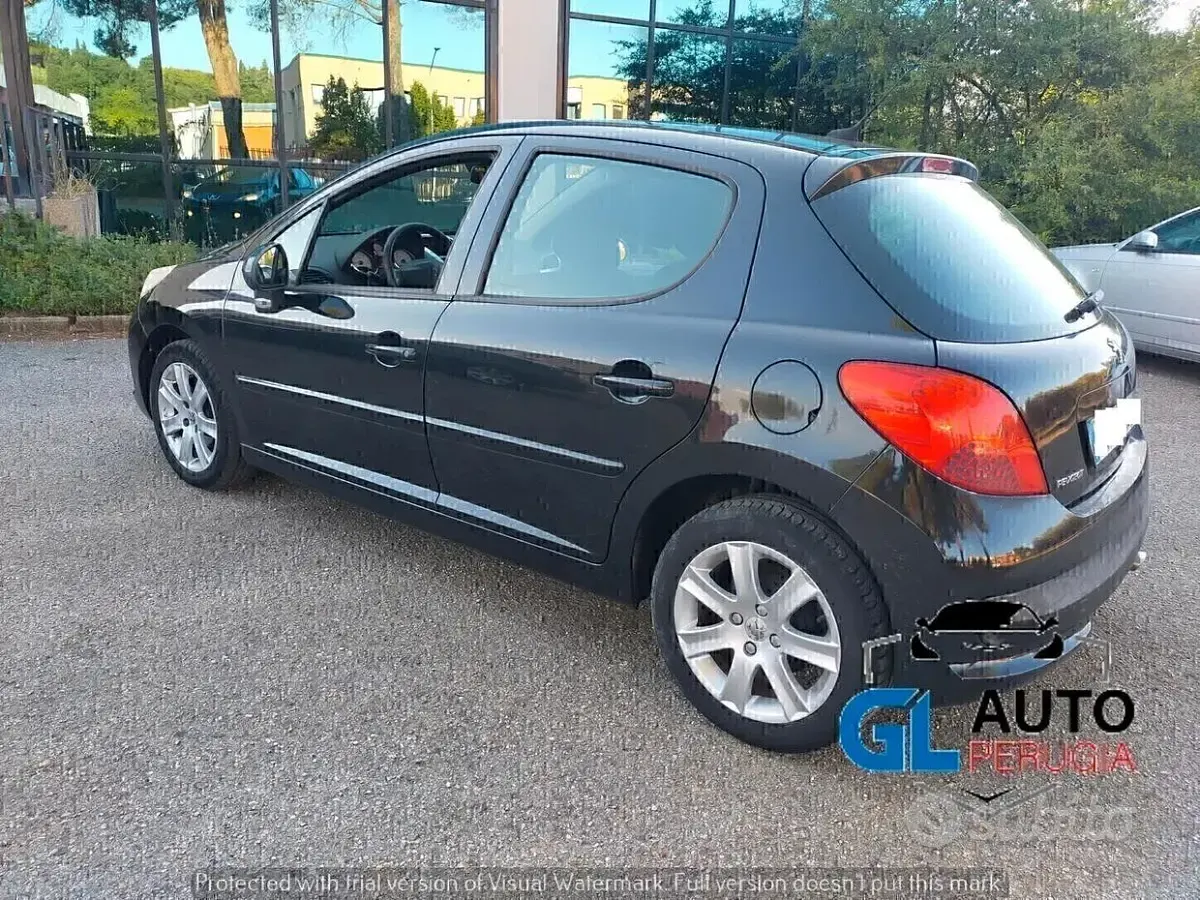 Usata Peugeot 207 90 CV (66 kW) 2010 Nero Berlina