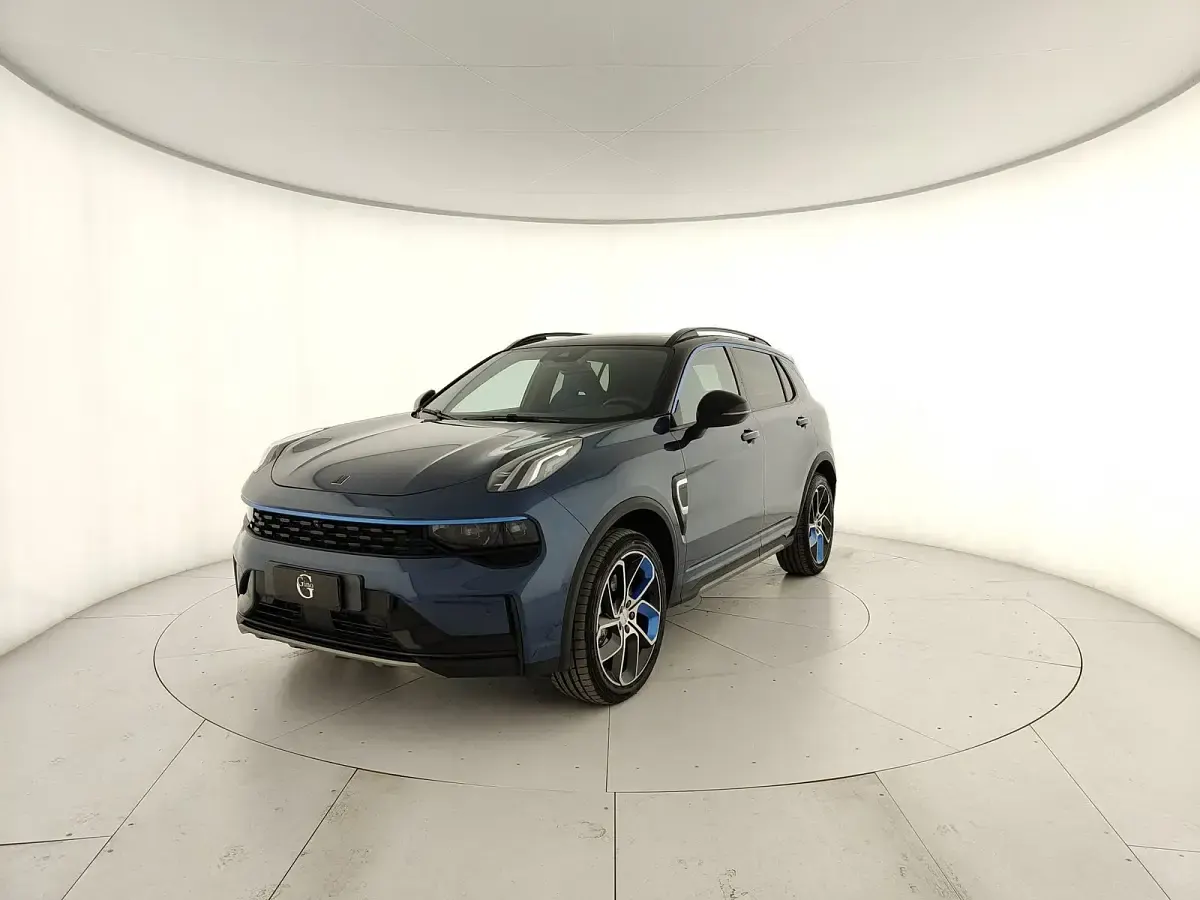 Usata Lynk & Co 01 179 CV (131 kW) 2024 Bluazzurro SUV