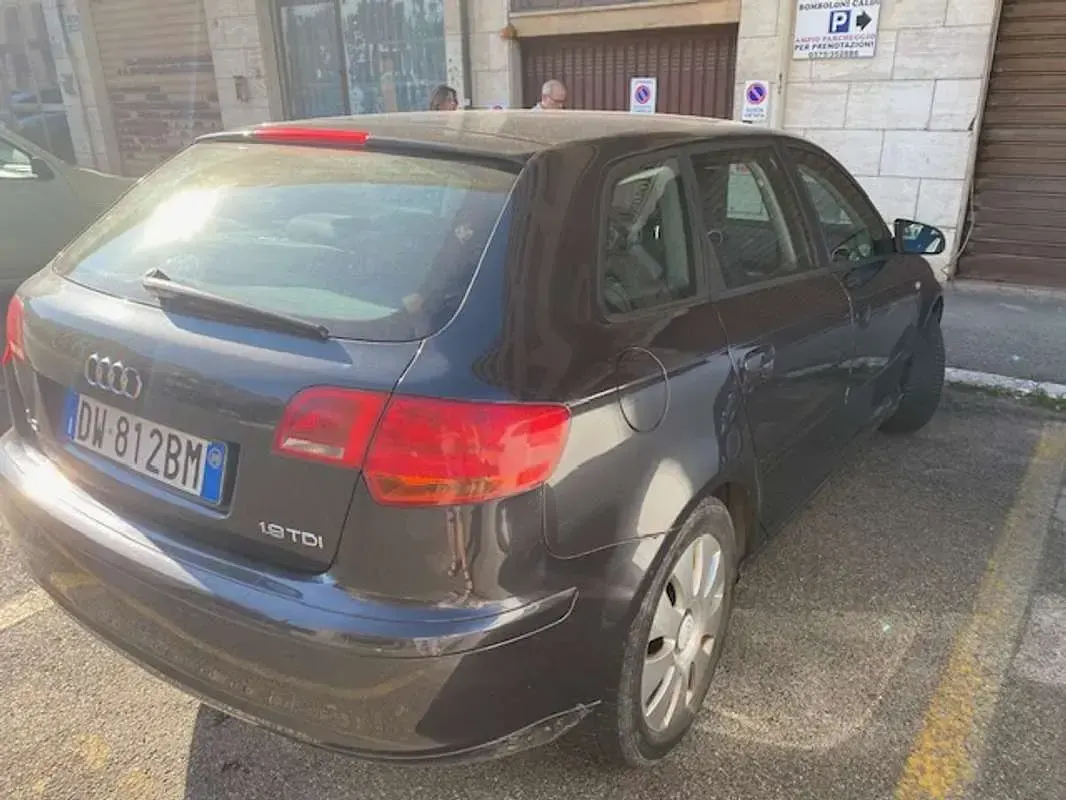Usata Audi A3 Attraction 105 CV (77 kW) 2008 Nero Utilitaria