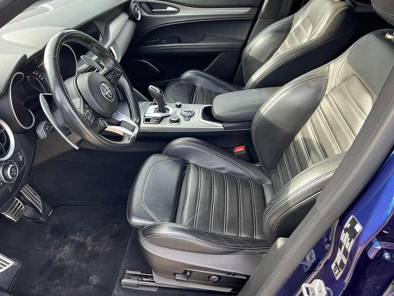 Usata Alfa Romeo Stelvio Veloce 210 CV (154 kW) 2021 Blu/azzurro SUV