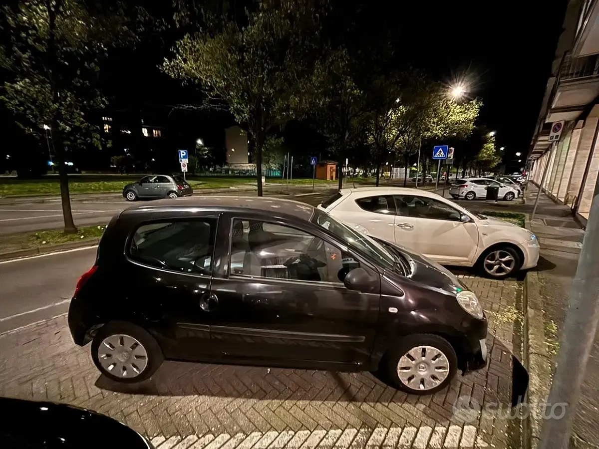 Usata Renault Twingo 58 CV (42 kW) 2009 Utilitaria