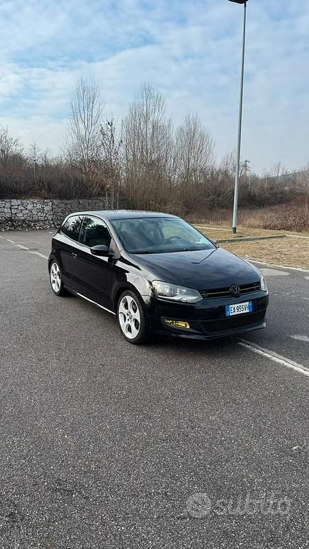 Usata VW Polo 75 CV (55 kW) 2010 Nero Utilitaria