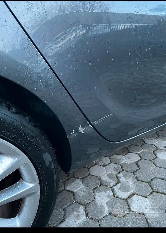 Usata Opel Astra Sport 82 CV (60 kW) 2011 Grigio Station wagon