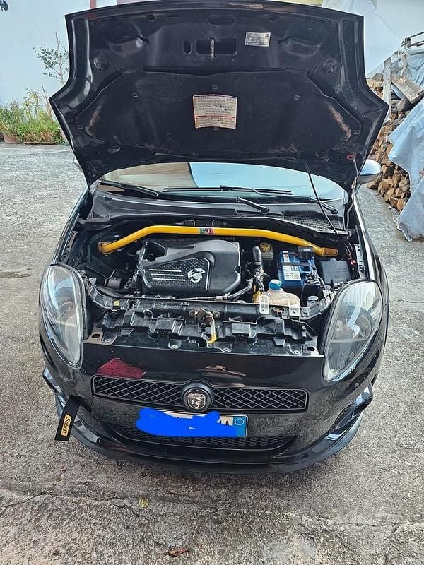 Usata Abarth Grande Punto 210 CV (154 kW) 2009 Nero Utilitaria