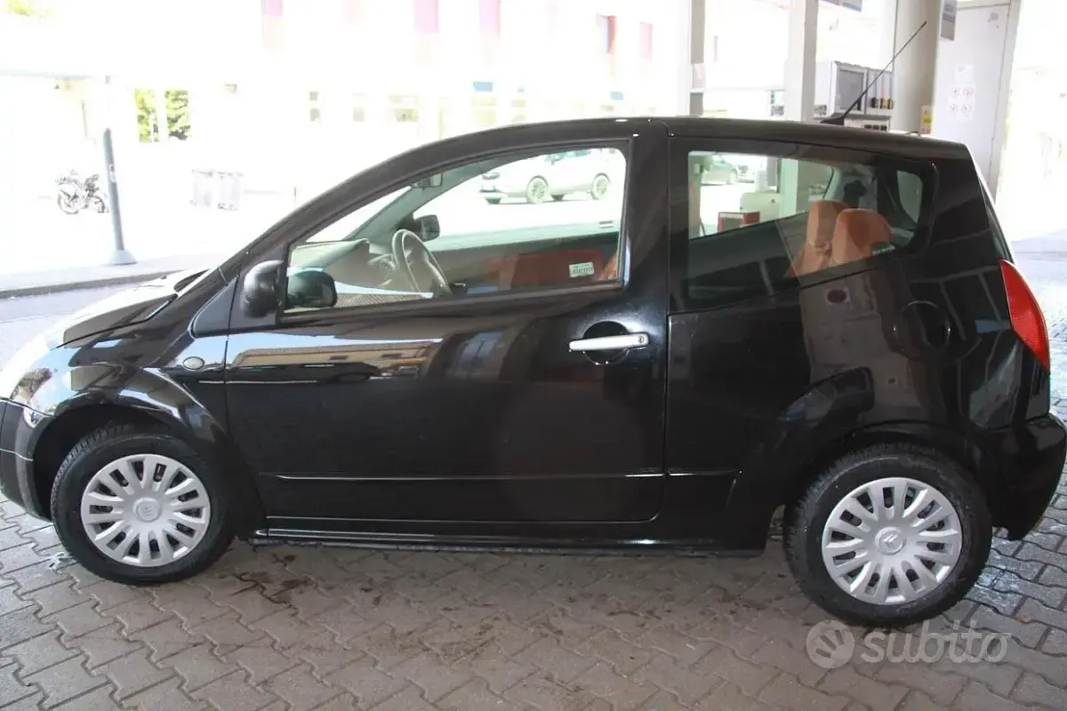 Usata Citroën C2 60 CV (44 kW) 2004 Nero Utilitaria