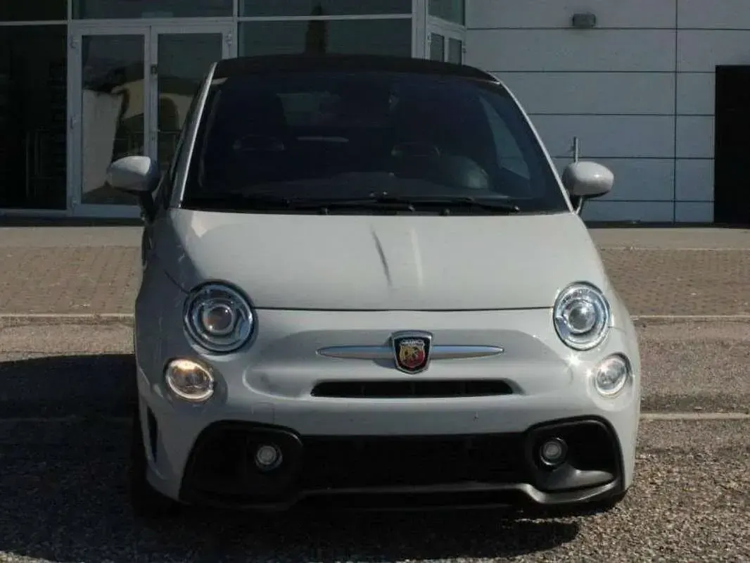 Usata Abarth 595C 145 CV (106 kW) 2021 Cabrio