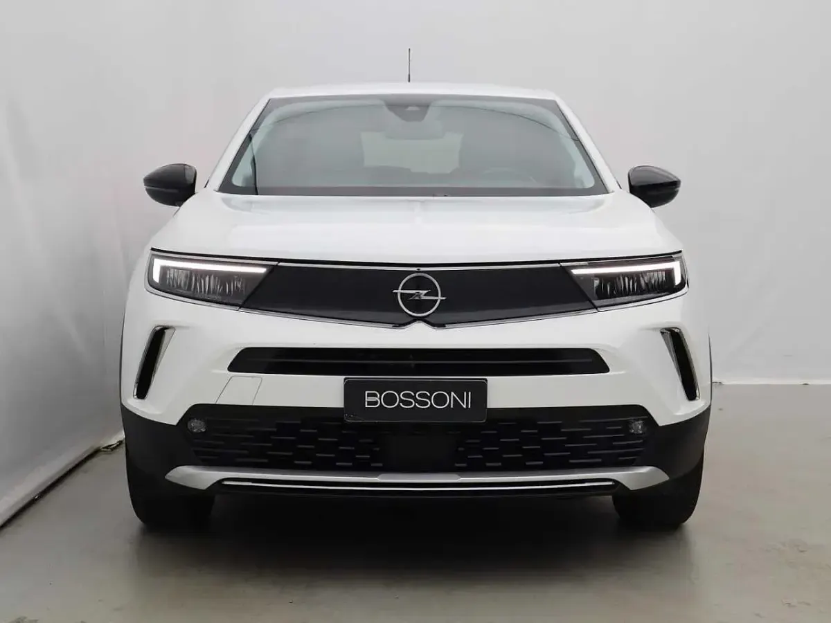 Usata Opel Mokka Elegance 110 CV (80 kW) 2022 Bianco SUV