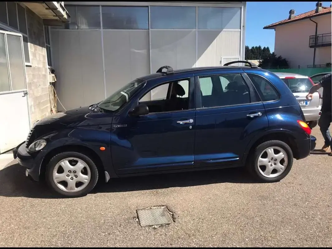 Usata Chrysler PT Cruiser Touring 116 CV (85 kW) 2002 Blu/azzurro Station wagon