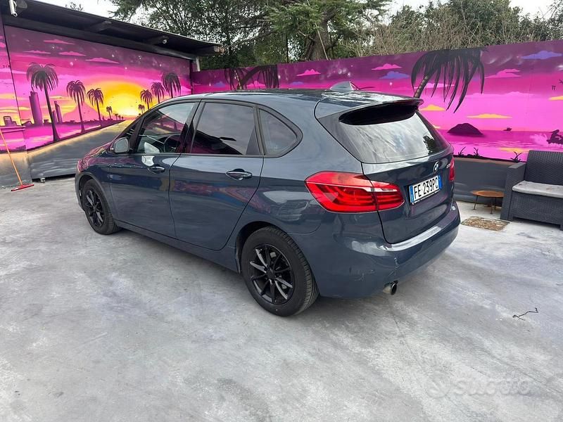 Usata BMW 216 116 CV (85 kW) 2016 Blu Monovolume