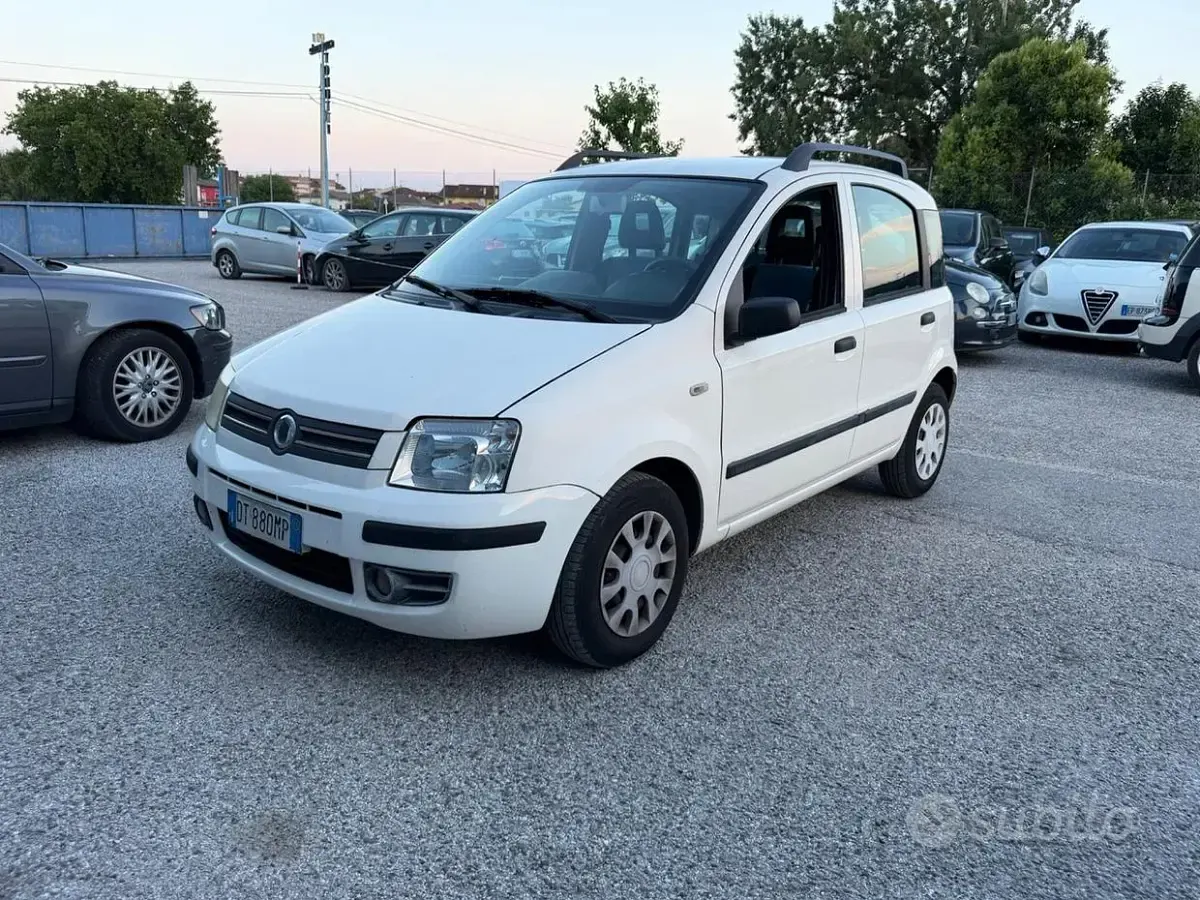 Usata Fiat Panda Emotion 60 CV (44 kW) 2009 Bianco Utilitaria