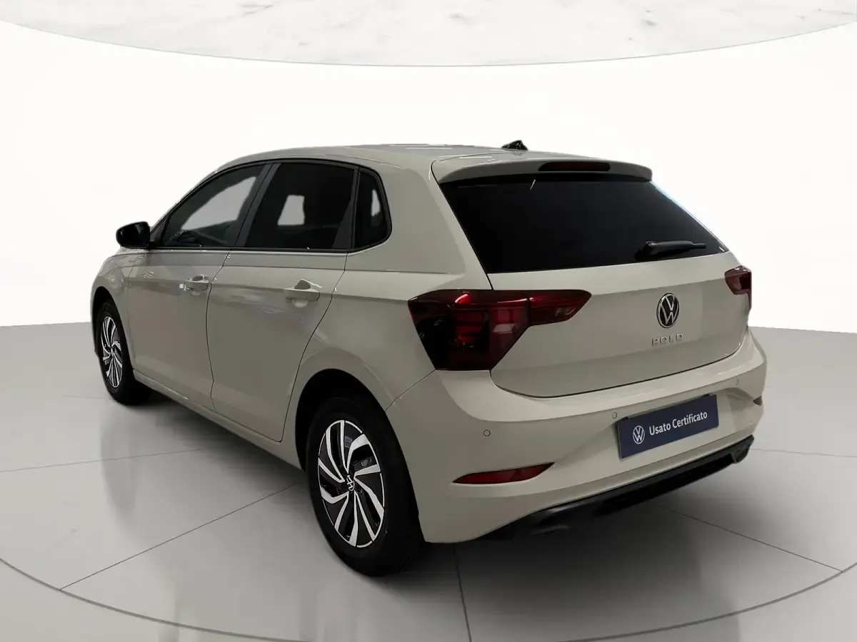 Nuova VW Polo Life 95 CV (69 kW) 2026 6u ascot grey Utilitaria